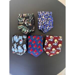 Vintage Looney Tunes & Disney Silk ties - 90's bugs mickey genie